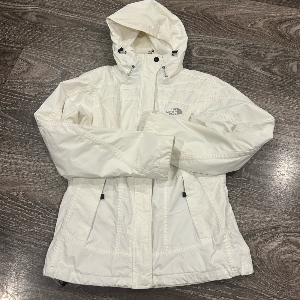 The North Face Women's Snow Jacket - White